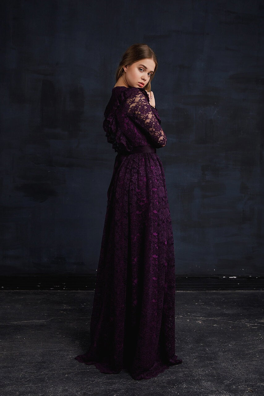 Black lace wedding dress with long sleeves, Gothic wedding dress with fit and flare skirt, Goth bride dress, Alternative wedding dress