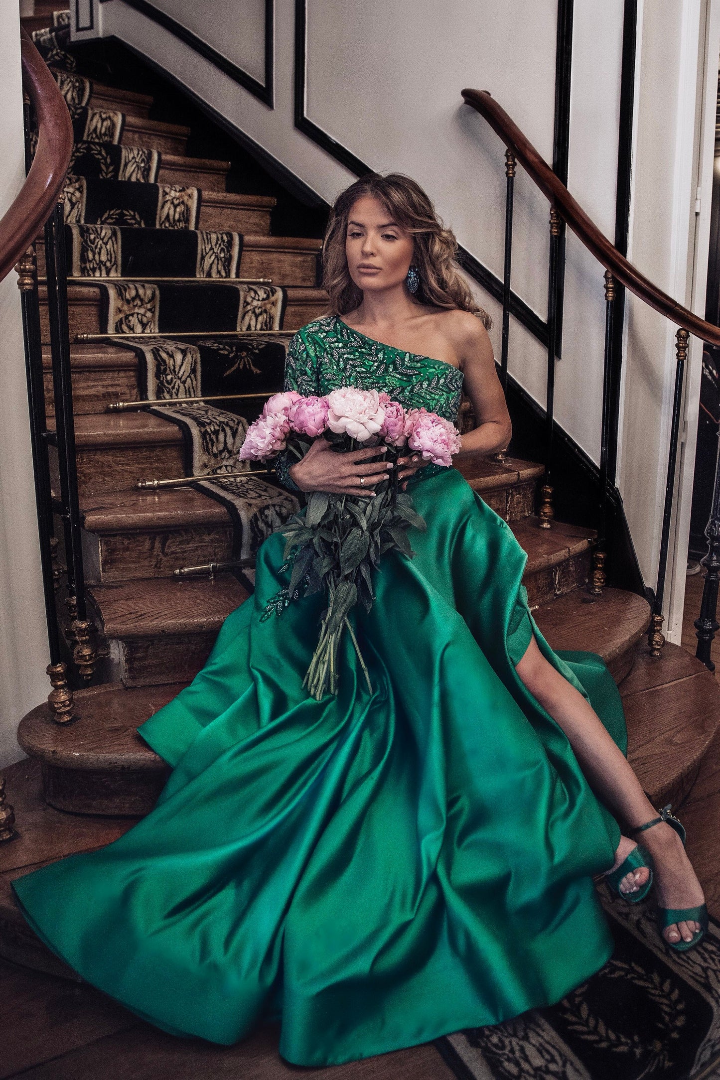 Emerald evening Dress / Fit & Flare Prom Dress Long / Custom Embroidered Maxi Dress / One Shoulder evening gown / Maxi Dress with a slit