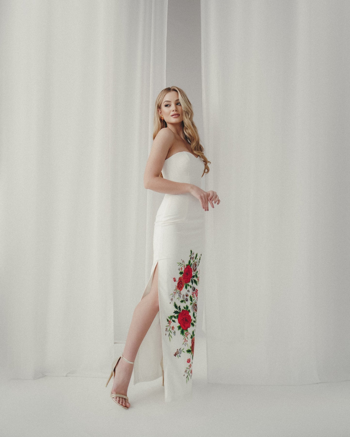 Simple wedding dress with pencil skirt and floral print , corset wedding dress, Bohemian wedding gown, Wedding dress with side split