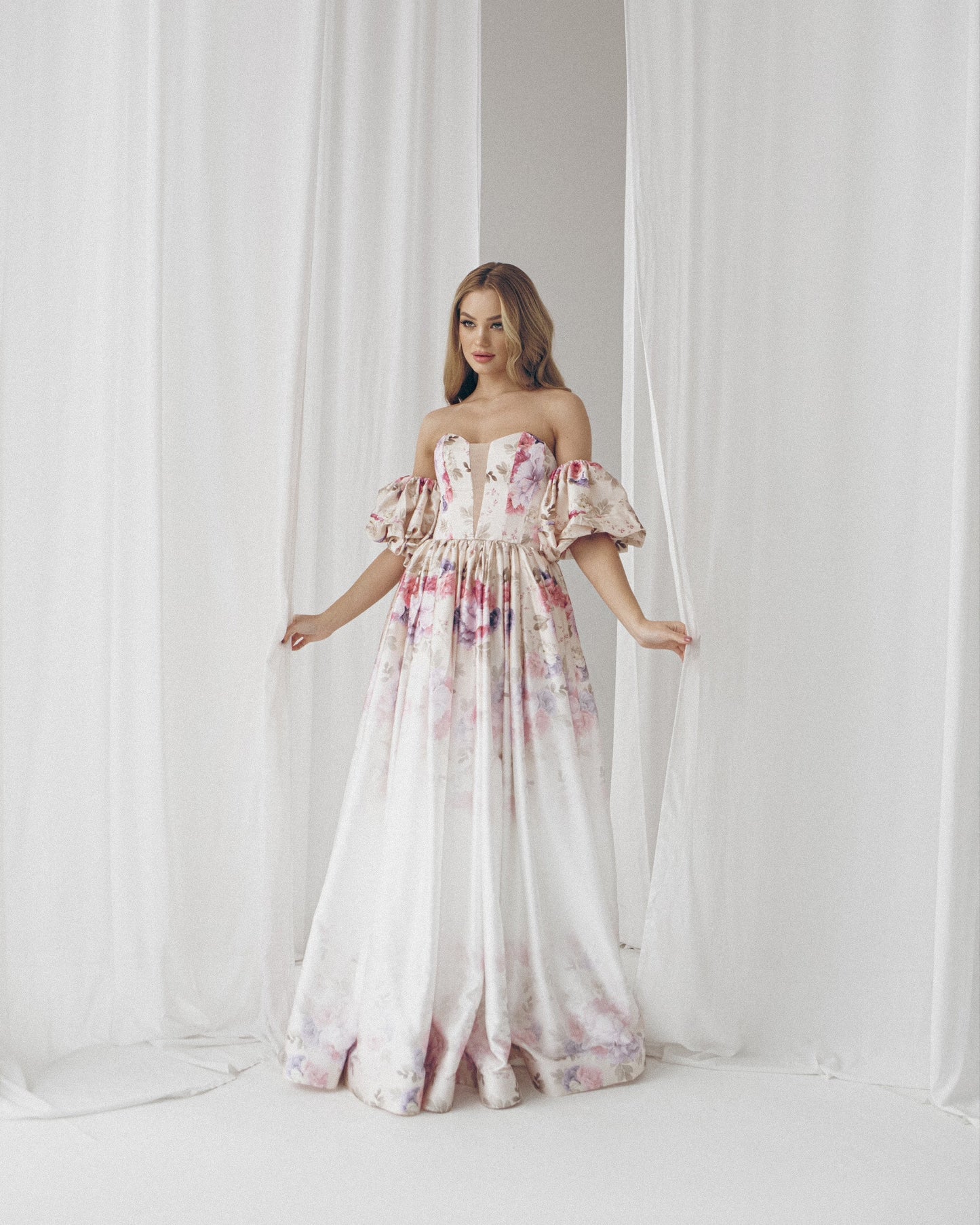 Alternative bride dress, Floral evening gown, Beige prom dress with detachable sleeves, bohemian wedding dress, summer gown, Homecoming gown