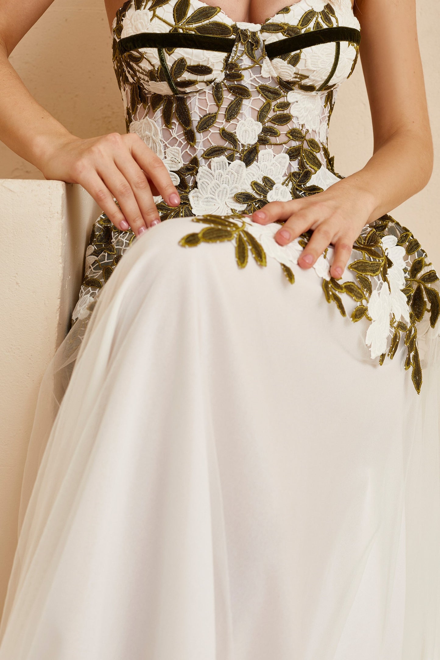 Bohemian wedding dress, Floral wedding dress, Green wedding dress, Corset wedding dress with floral embroidery, tulle beach wedding dress