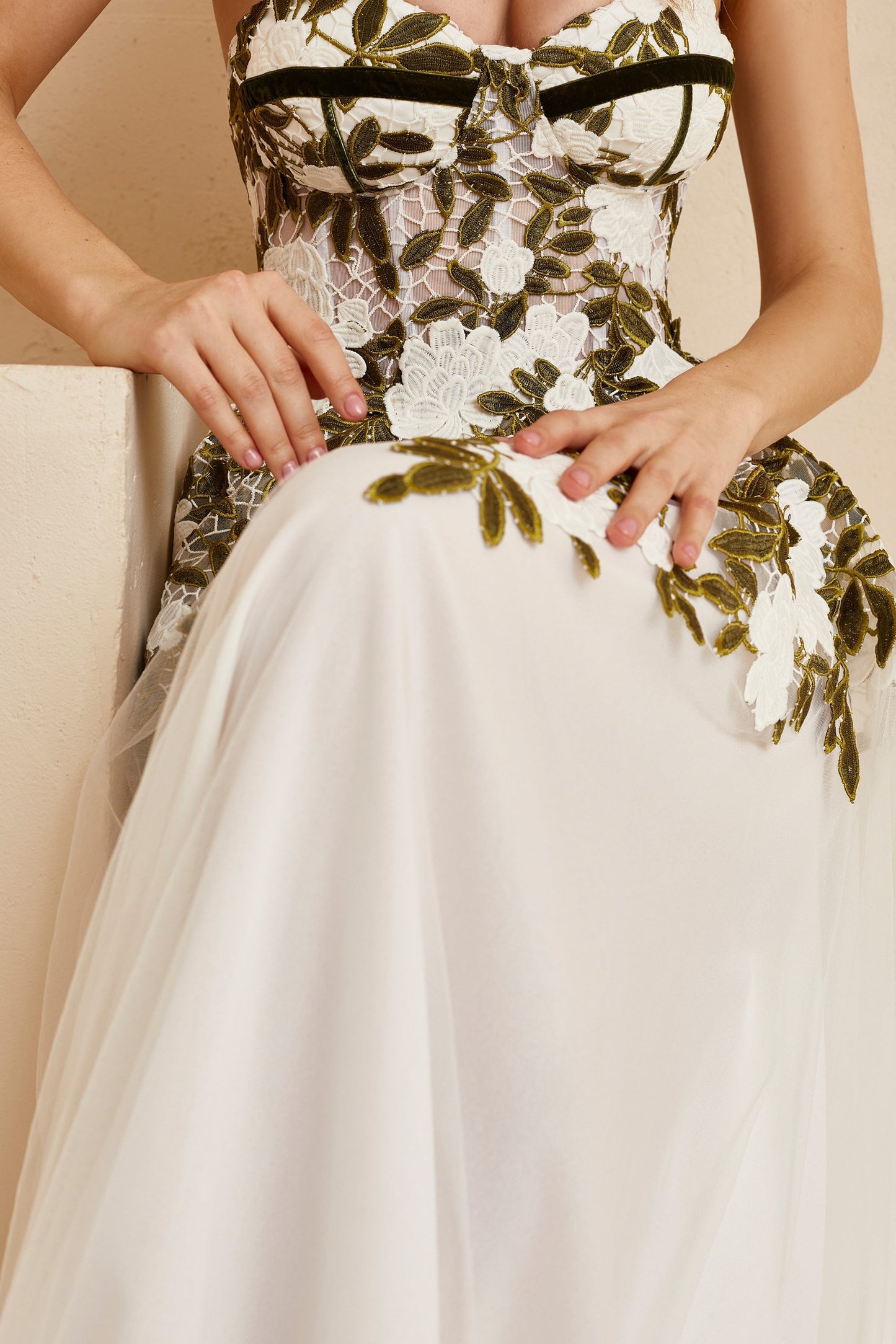 Bohemian wedding dress, Floral wedding dress, Green wedding dress, Corset wedding dress with floral embroidery, tulle beach wedding dress