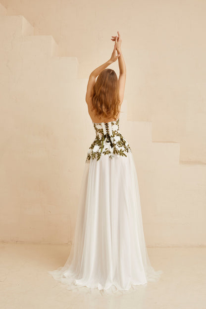 Bohemian wedding dress, Floral wedding dress, Green wedding dress, Corset wedding dress with floral embroidery, tulle beach wedding dress