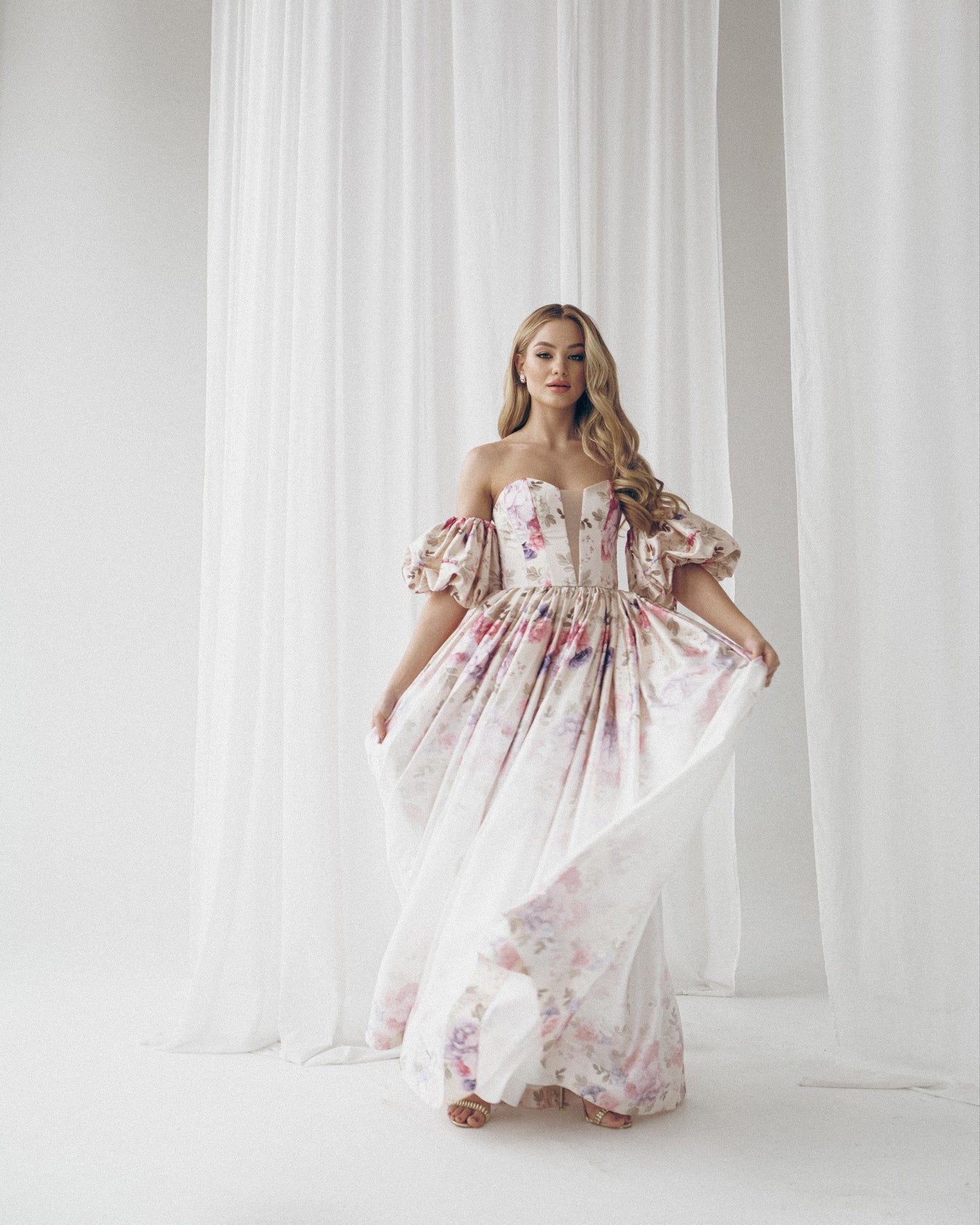 Alternative bride dress, Floral evening gown, Beige prom dress with detachable sleeves, bohemian wedding dress, summer gown, Homecoming gown