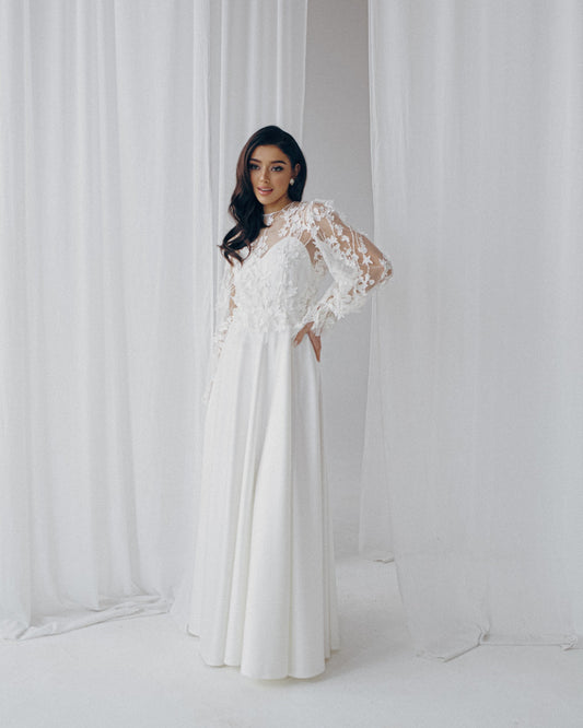 Simple wedding  top with long sleeves, modest wedding dress, Wedding shrug for bride, wedding bolero, white lace top, plus sizes available
